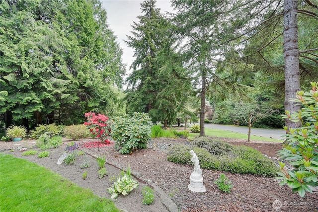 42 Twinsview Court, Port Ludlow, WA 98365