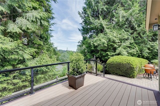42 Twinsview Court, Port Ludlow, WA 98365