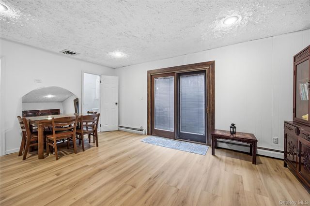 27 Millbury Lane, Setauket, NY 11720