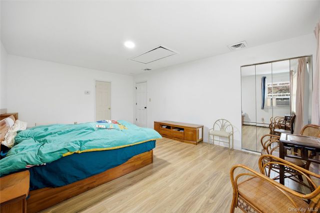 27 Millbury Lane, Setauket, NY 11720