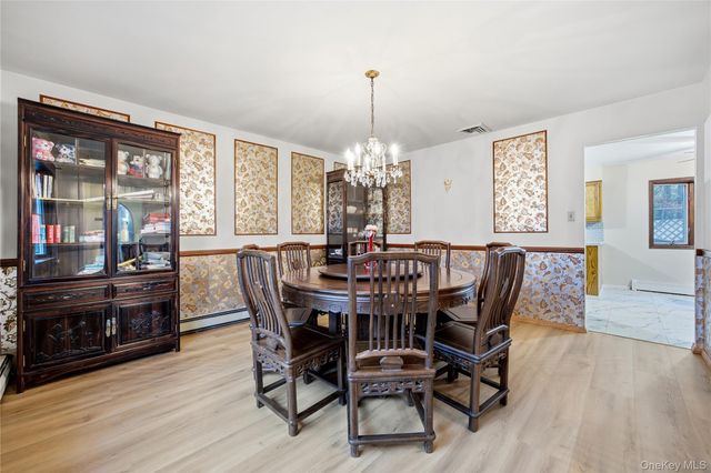 27 Millbury Lane, Setauket, NY 11720