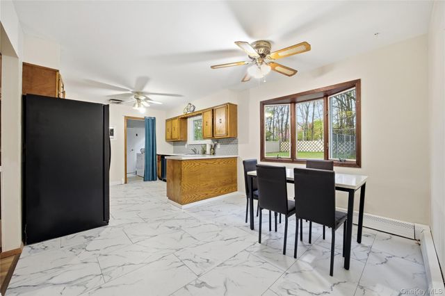 27 Millbury Lane, Setauket, NY 11720