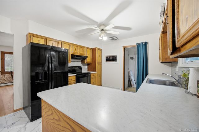 27 Millbury Lane, Setauket, NY 11720