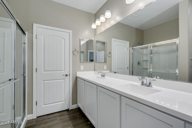 1367 S COUNTRY CLUB Drive 1322, Mesa, AZ 85210