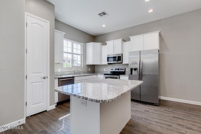 1367 S COUNTRY CLUB Drive 1322, Mesa, AZ 85210