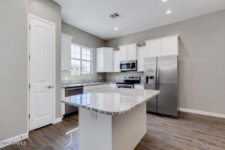 1367 S COUNTRY CLUB Drive 1322, Mesa, AZ 85210