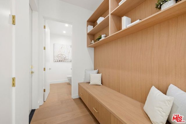 5945 Hesperia Avenue, Encino (los Angeles), CA 91316