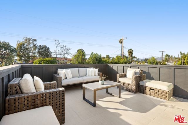 5945 Hesperia Avenue, Encino (los Angeles), CA 91316