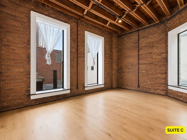 22 W Ontario Street 300-C, Chicago, IL 60654