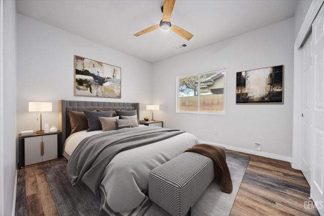 12606 Knights Bridge Place, Bakersfield, CA 93312