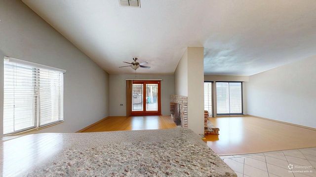 2700 Oaklawn Dr, Modesto, CA 95355