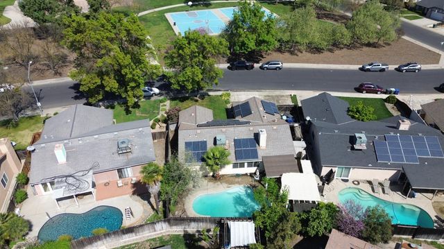 2700 Oaklawn Dr, Modesto, CA 95355