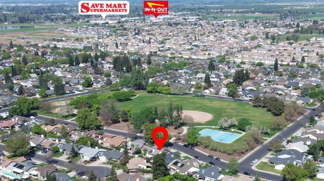 2700 Oaklawn Dr, Modesto, CA 95355