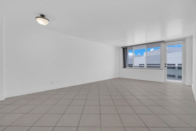 3725 S Ocean Drive 1215, Hollywood, FL 33019