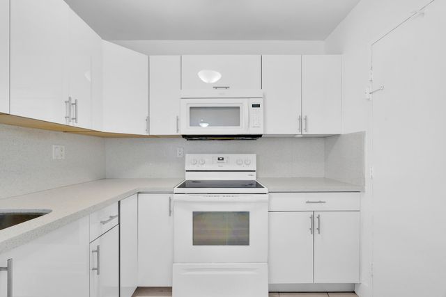 3725 S Ocean Drive 1215, Hollywood, FL 33019