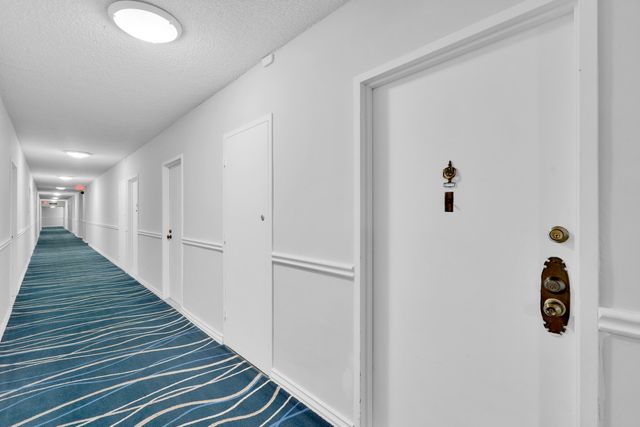 3725 S Ocean Drive 1215, Hollywood, FL 33019