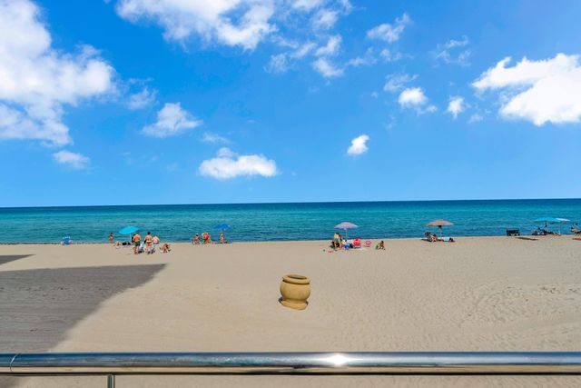 3725 S Ocean Drive 1215, Hollywood, FL 33019