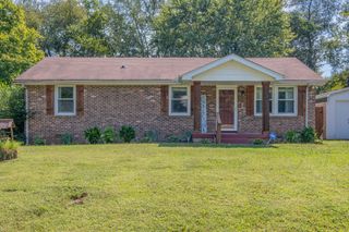 6612 Scenic Dr, Murfreesboro, TN 37129