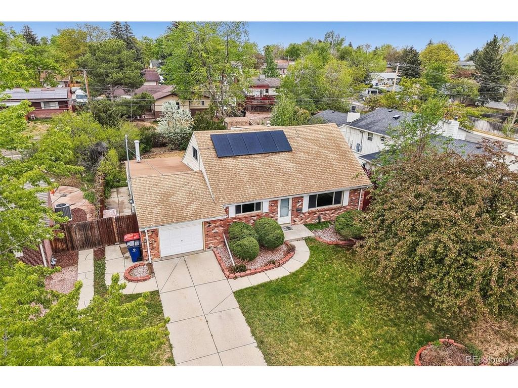920 Hemlock Way, Broomfield, CO 80020