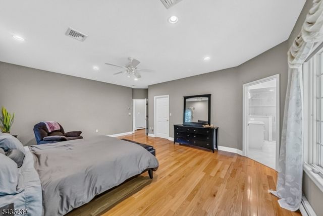 15 Daro Ct, Montville Twp., NJ 07045
