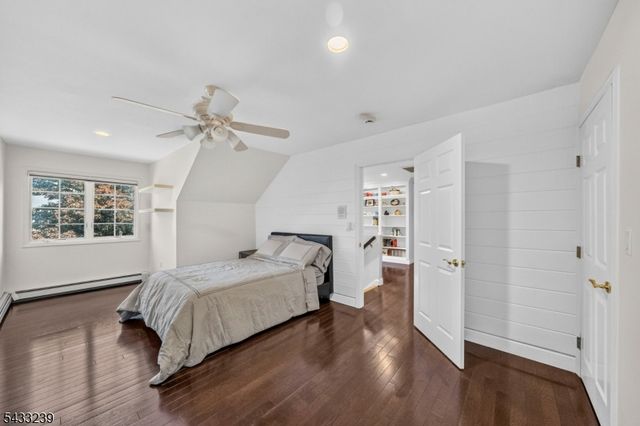 15 Daro Ct, Montville Twp., NJ 07045