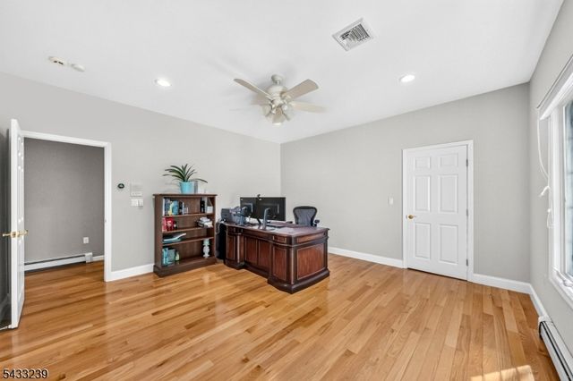 15 Daro Ct, Montville Twp., NJ 07045
