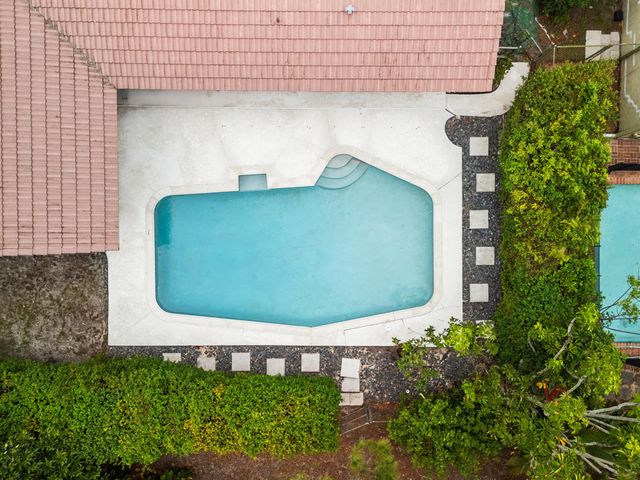 7503 NW 42nd Street, Coral Springs, FL 33065