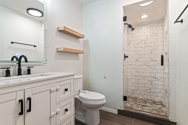 2965 E Belmont Street, Springfield, MO 65802