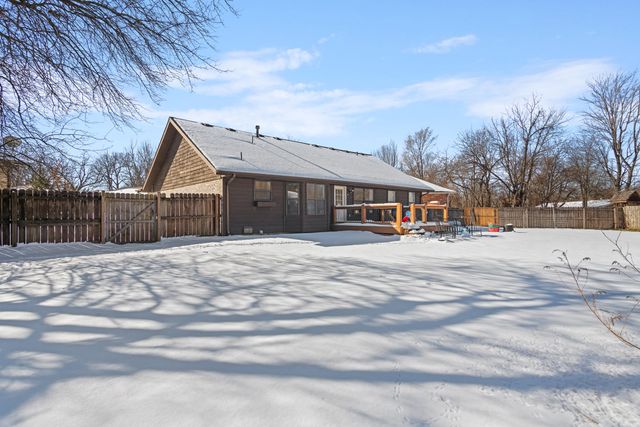 2965 E Belmont Street, Springfield, MO 65802