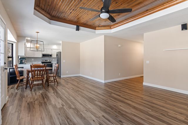 2965 E Belmont Street, Springfield, MO 65802