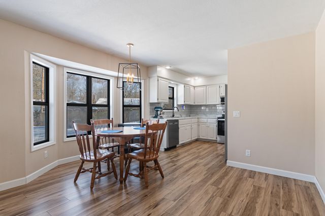 2965 E Belmont Street, Springfield, MO 65802