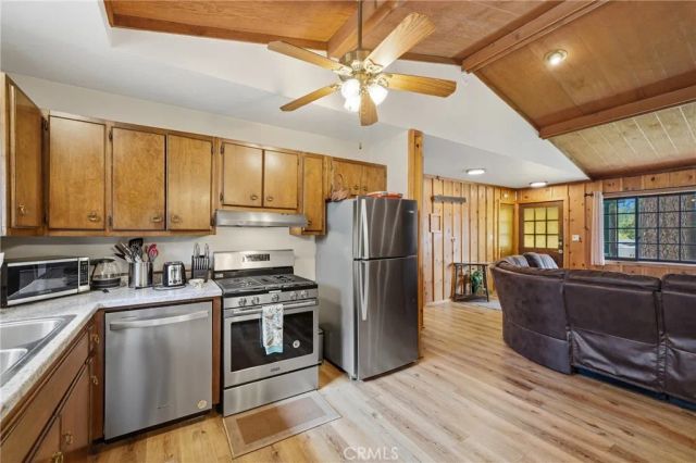 41869 Brownie Lane, Big Bear Lake, CA 92315