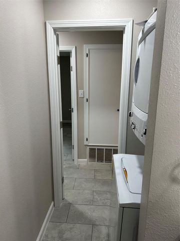 2922 Randolph Road, Pasadena, TX 77503