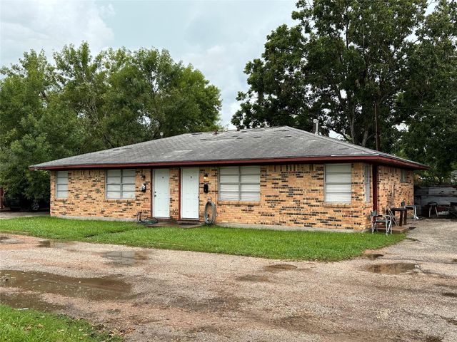 2922 Randolph Road, Pasadena, TX 77503