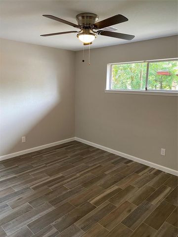 2922 Randolph Road, Pasadena, TX 77503