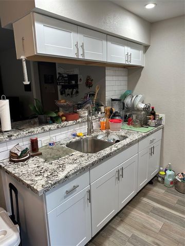 2922 Randolph Road, Pasadena, TX 77503