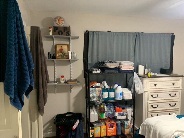 2922 Randolph Road, Pasadena, TX 77503