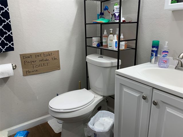 2922 Randolph Road, Pasadena, TX 77503