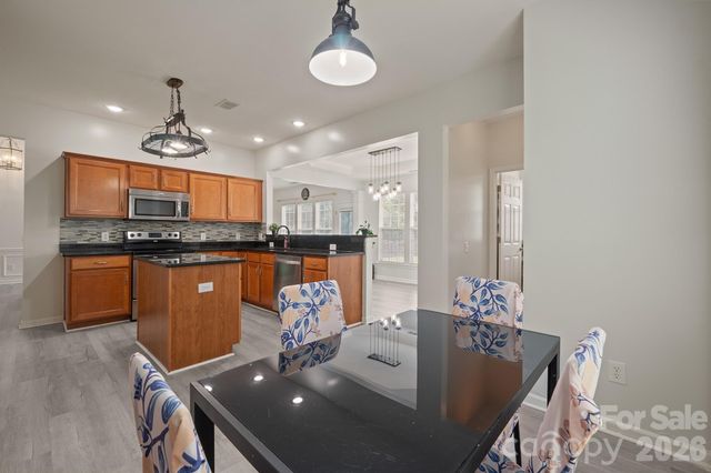 2237 Arbor Vista Drive, Charlotte, NC 28262