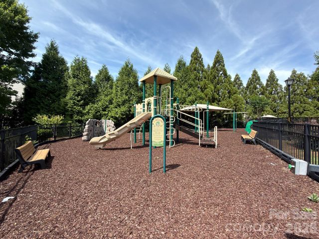 2237 Arbor Vista Drive, Charlotte, NC 28262
