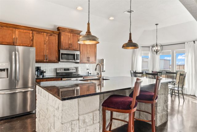 3360 Florance Road, Ponder, TX 76259