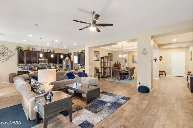 10521 W ILLINI Street, Tolleson, AZ 85353