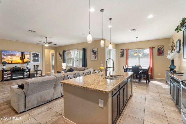 10521 W ILLINI Street, Tolleson, AZ 85353