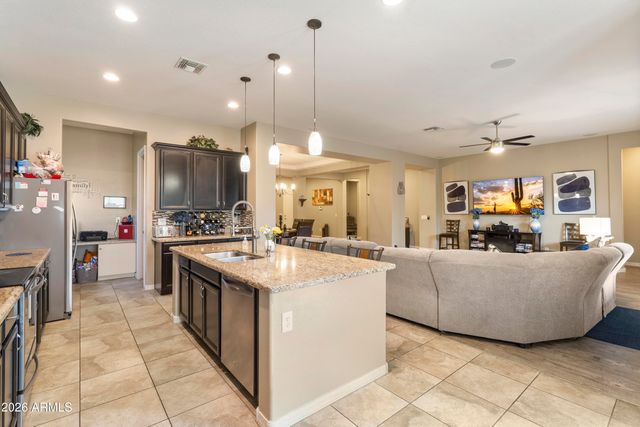 10521 W ILLINI Street, Tolleson, AZ 85353