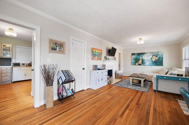 1923 Dresden Drive, Brookhaven, GA 30319