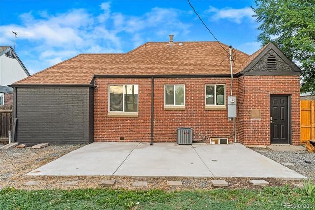 3235 Albion Street, Denver, CO 80207