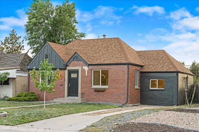 3235 Albion Street, Denver, CO 80207