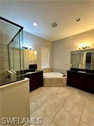 1581 Serrano CIR, Naples, FL 34105