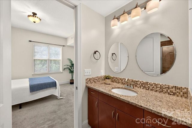 4625 Piedmont Row Drive 316, Charlotte, NC 28210