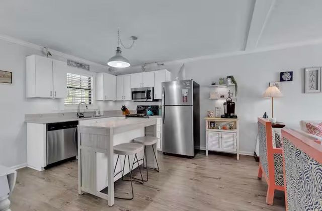 611 B 3rd Ave. S, North Myrtle Beach, SC 29582